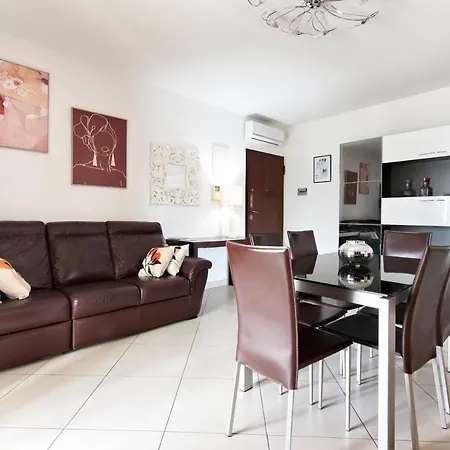 Casa Mabel Terrace - Sit Apartment *