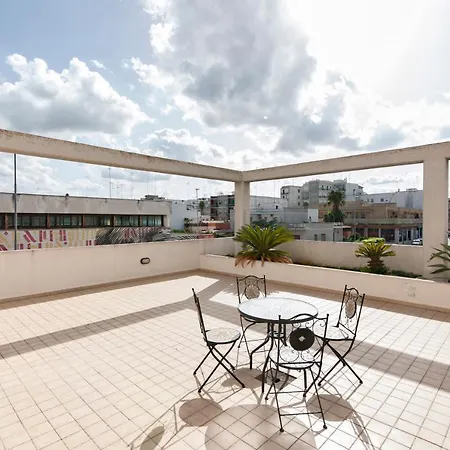 Casa Mabel Terrace - Sit Apartment
